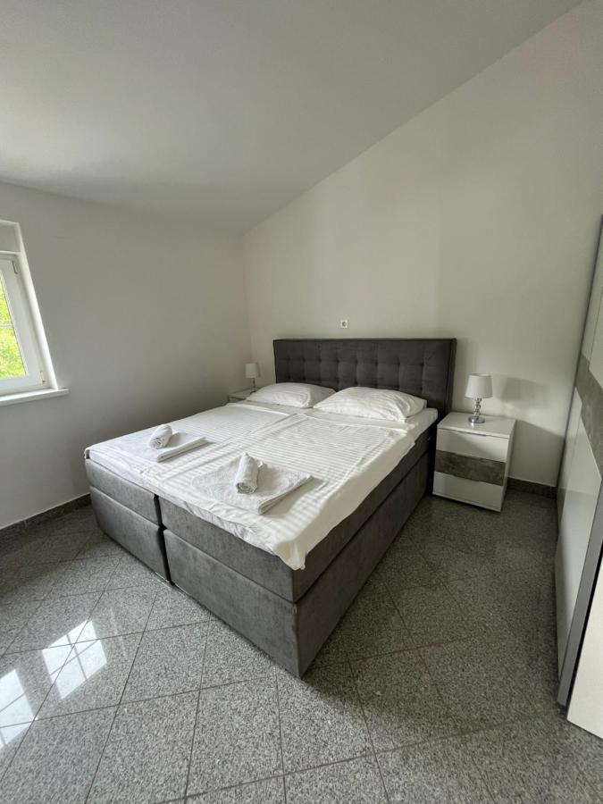 Apartments Adria Crikvenica Exterior foto